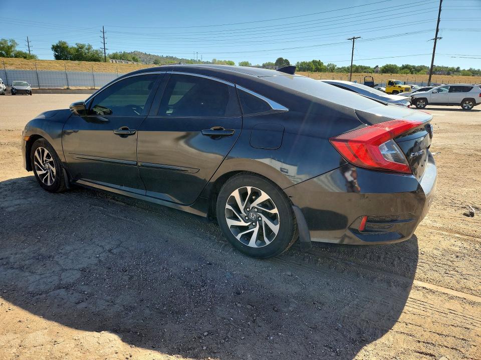 Photo 2 from auction – 2017 HONDA CIVIC with VIN 2HGFC2F7XHH503125
