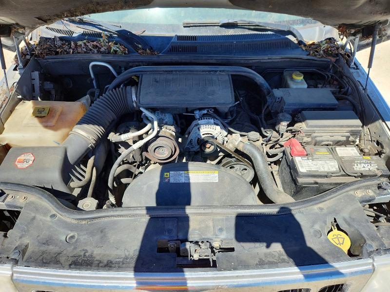 Photo 12 from auction – 2010 JEEP COMMANDER with VIN 1J4RG4GK3AC127630