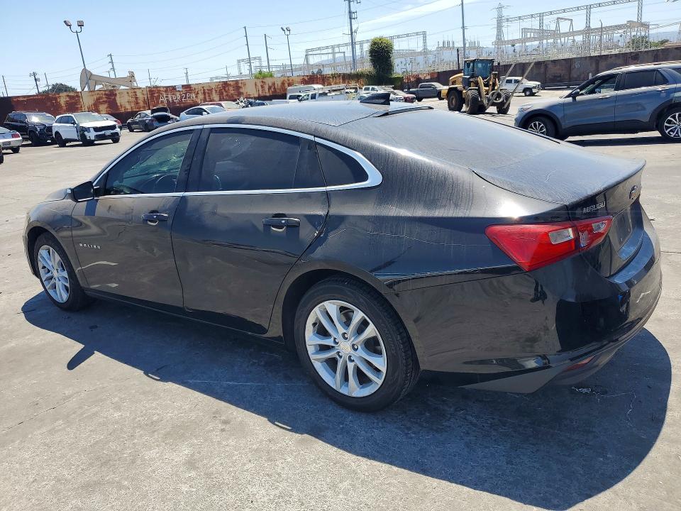 Photo 2 from auction – 2018 CHEVROLET MALIBU with VIN 1G1ZD5ST9JF260436