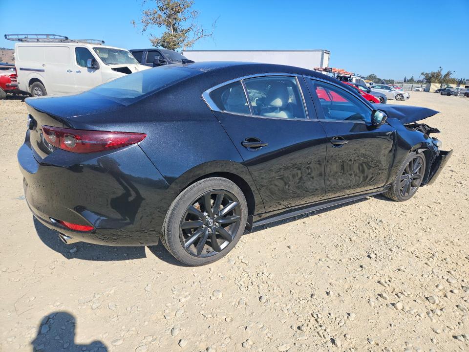Photo 3 from auction – 2019 MAZDA 3 with VIN JM1BPBDM8K1116346