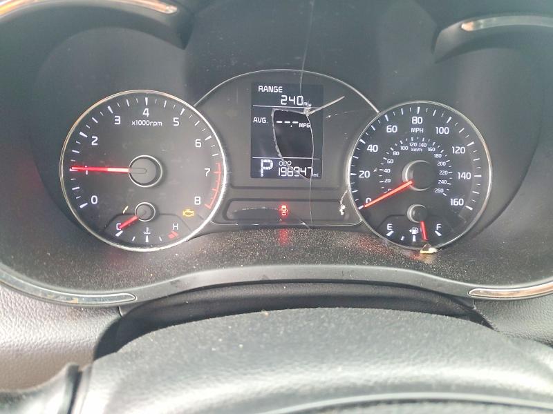 Photo 9 from auction – 2016 KIA FORTE with VIN KNAFK4A65G5572691