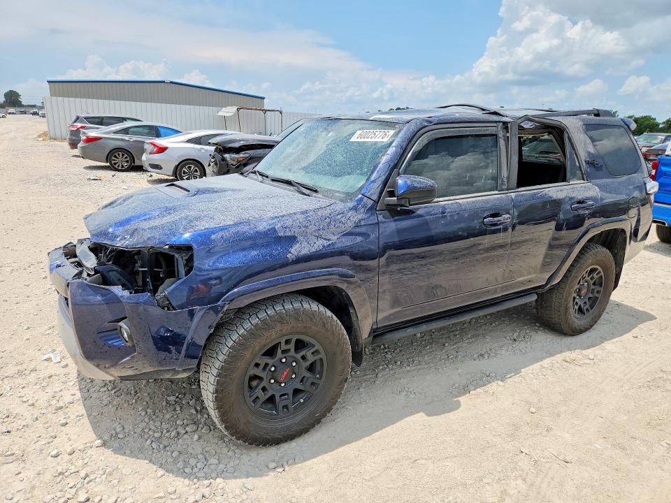TOYOTA 4RUNNER 2024 with VIN JTEPU5JR2R6233428 - Photo from auction
