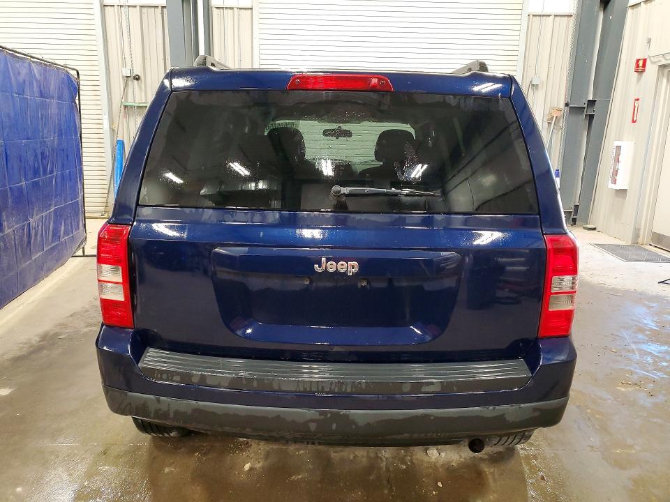 Photo 6 from auction – 2015 JEEP PATRIOT with VIN 1C4NJPBB8FD129650