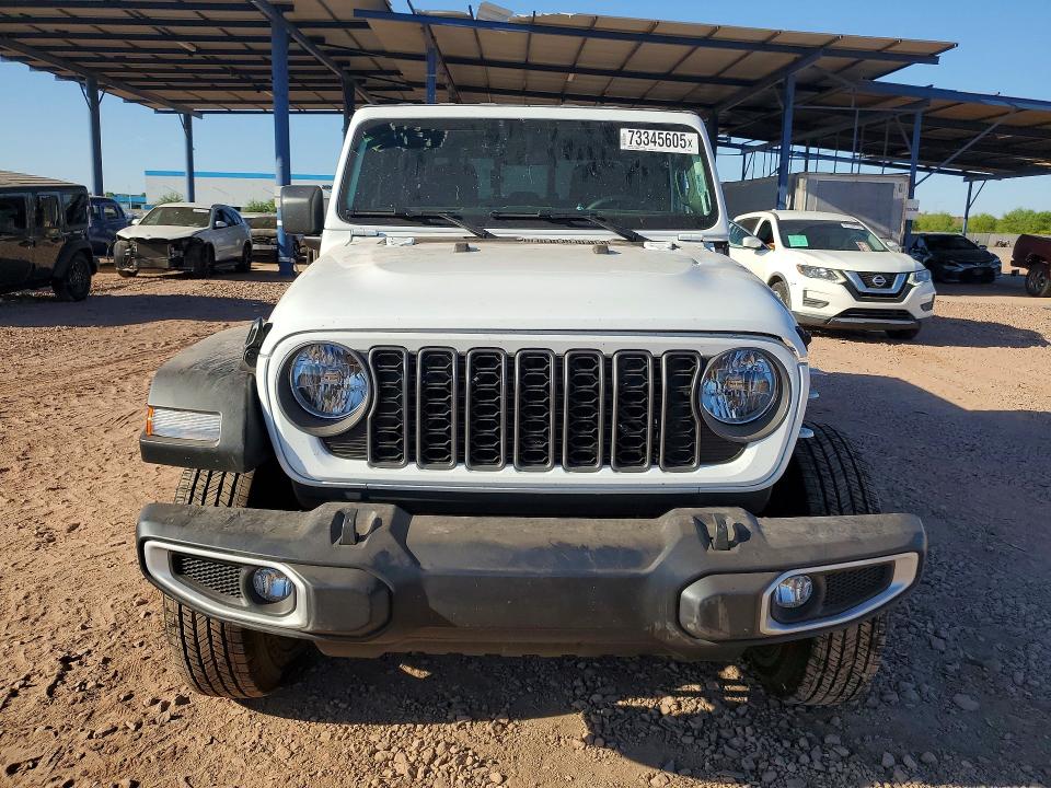 Photo 5 from auction – 2026 JEEP GLADIATOR with VIN 1C6PJTAG1TL161556