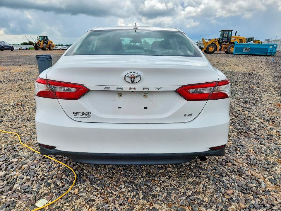 Photo 6 from auction – 2020 TOYOTA CAMRY with VIN 4T1C11AK5LU348515