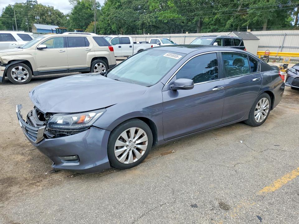HONDA ACCORD 2015 with VIN 1HGCR2F77FA106811 - Photo from auction