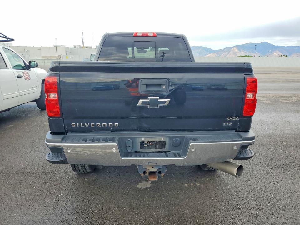 Photo 6 from auction – 2015 CHEVROLET SILVERADO with VIN 1GC4K0C83FF678261