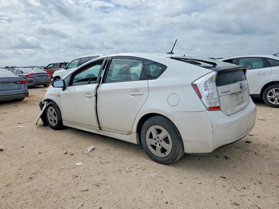 Photo 2 from auction – 2011 TOYOTA PRIUS with VIN JTDKN3DU2B5256820