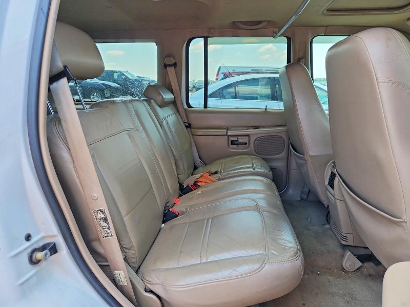 Photo 11 from auction – 2000 MERCURY MOUNTAINEER with VIN 4M2DU86P5YUJ32355