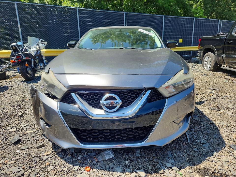Photo 5 from auction – 2017 NISSAN MAXIMA with VIN 1N4AA6AP0HC444415