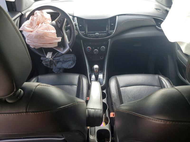 Photo 8 from auction – 2019 CHEVROLET TRAX with VIN 3GNCJRSB8KL155356