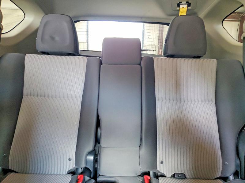 Photo 10 from auction – 2014 TOYOTA RAV4 with VIN JTMBFREV1ED062751