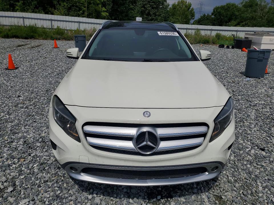Photo 5 from auction – 2015 MERCEDES-BENZ GLA with VIN WDCTG4EB3FJ123900
