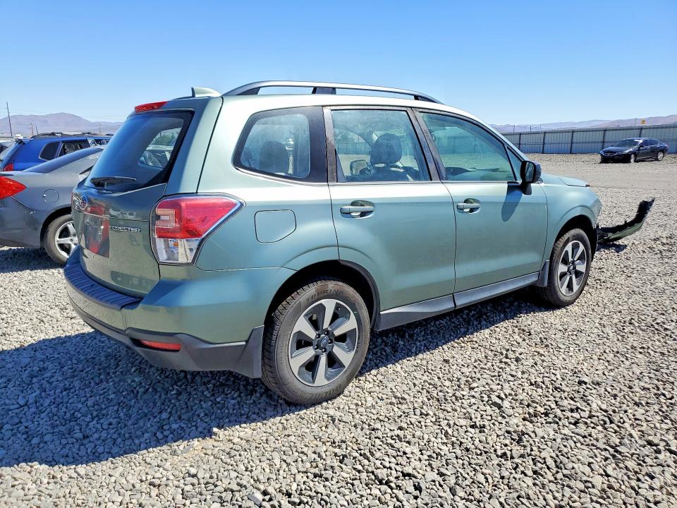 Photo 3 from auction – 2018 SUBARU FORESTER with VIN JF2SJABC0JH616790