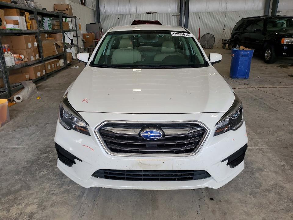 Photo 5 from auction – 2019 SUBARU LEGACY with VIN 4S3BNAF66K3006379