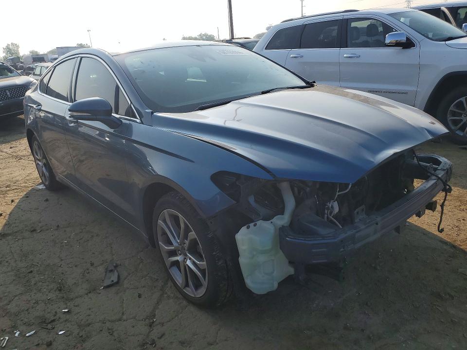 Photo 4 from auction – 2019 FORD FUSION with VIN 3FA6P0CD4KR128299