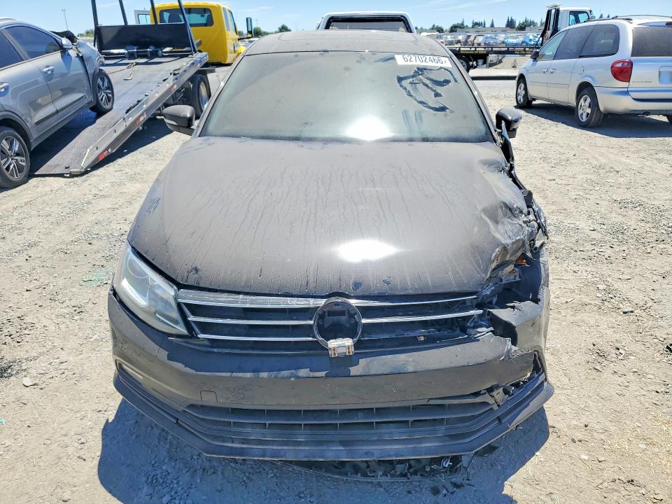 Photo 5 from auction – 2015 VOLKSWAGEN JETTA with VIN 3VW3A7AJ9FM414889