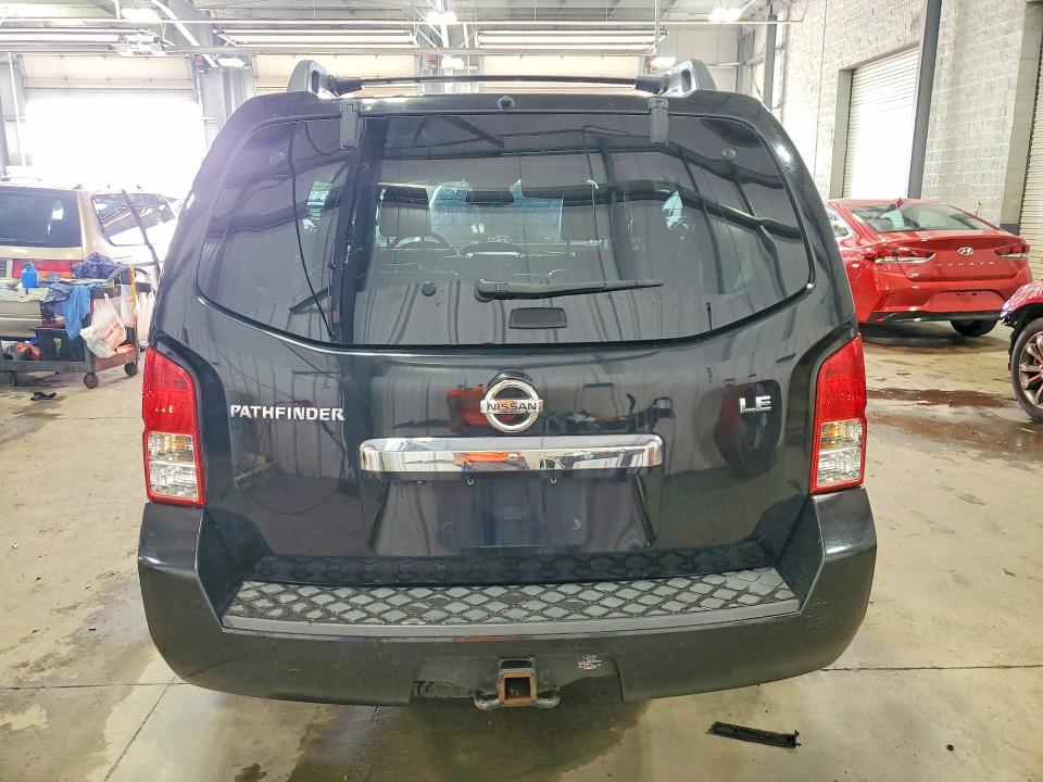 Photo 6 from auction – 2010 NISSAN PATHFINDER with VIN 5N1AR1NB6AC626934