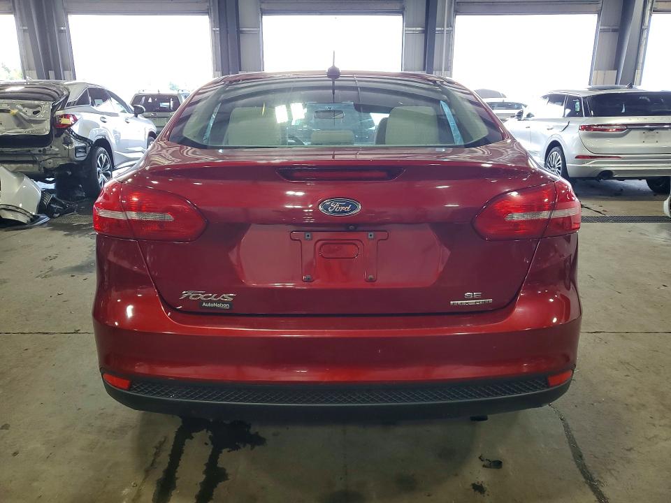 Photo 6 from auction – 2015 FORD FOCUS with VIN 1FADP3F20FL300190