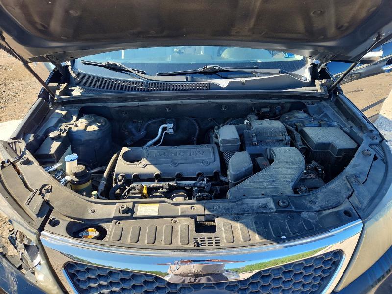 Photo 12 from auction – 2012 KIA SORENTO with VIN 5XYKT3A12CG292175