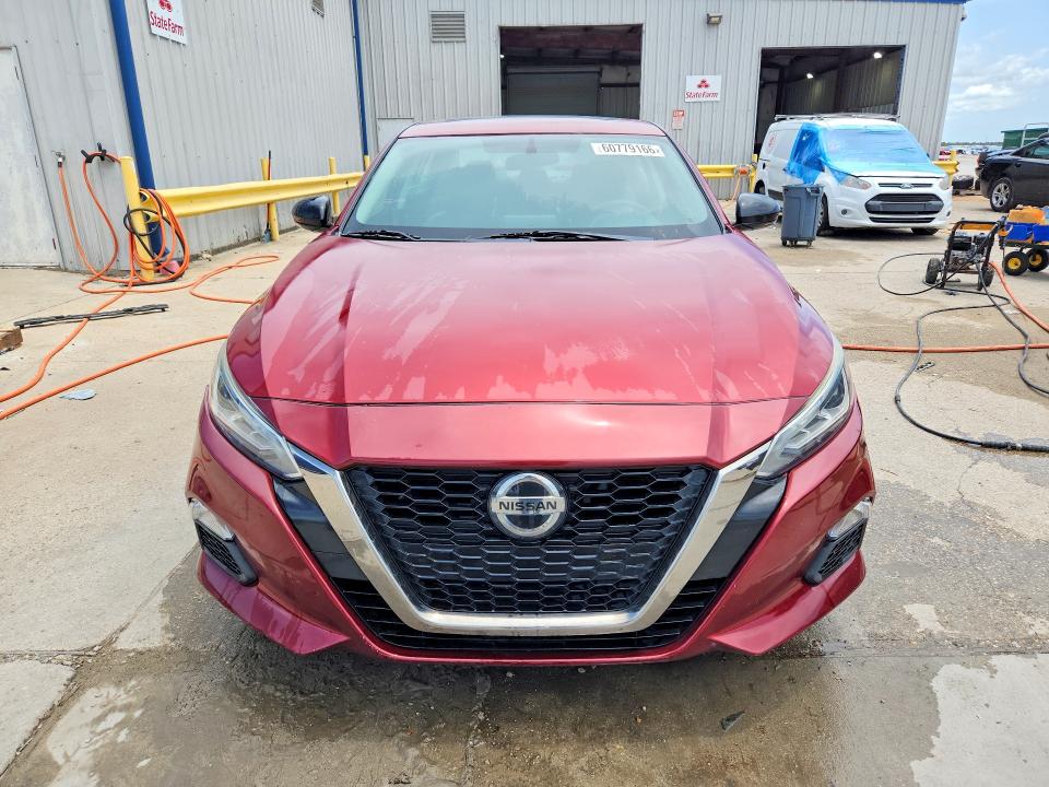 Photo 5 from auction – 2019 NISSAN ALTIMA with VIN 1N4BL4CV6KC174225