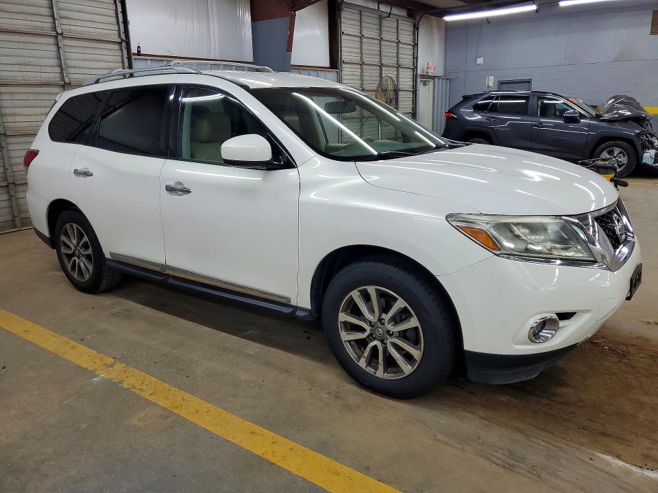 Photo 4 from auction – 2013 NISSAN PATHFINDER with VIN 5N1AR2MM7DC635218