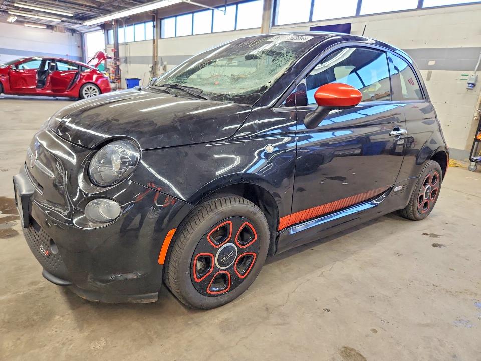 FIAT 500 2013 with VIN 3C3CFFGE9DT663239 - Photo from auction