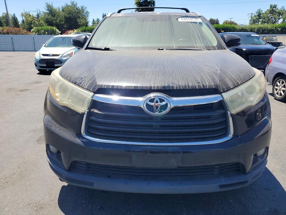 Photo 5 from auction – 2015 TOYOTA HIGHLANDER with VIN 5TDJKRFH4FS097368