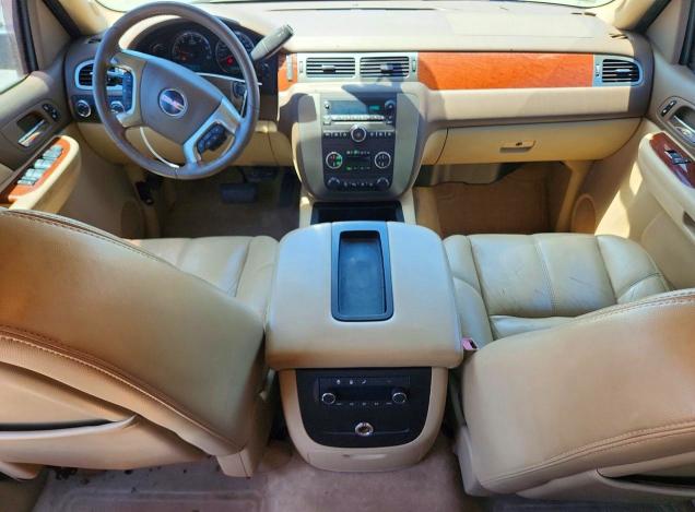 Photo 8 from auction – 2007 GMC YUKON with VIN 1GKFK13047J145508