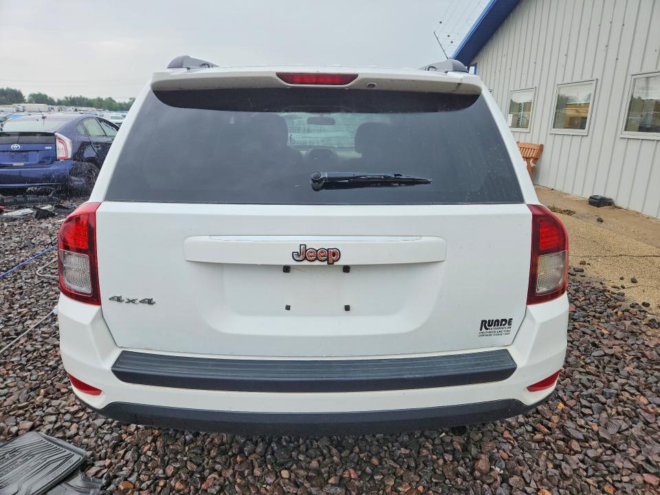 Photo 6 from auction – 2015 JEEP COMPASS with VIN 1C4NJDBB9FD395743
