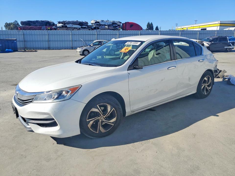 HONDA ACCORD 2017 with VIN 1HGCR2F33HA185944 - Photo from auction