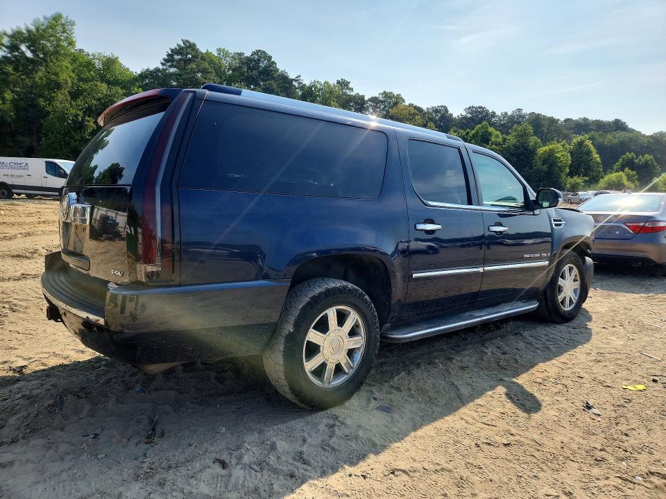 Photo 3 from auction – 2007 CADILLAC ESCALADE with VIN 1GYFK66817R190265