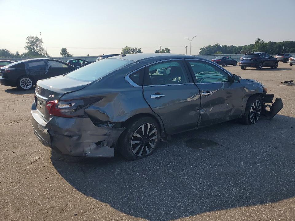 Photo 3 from auction – 2018 NISSAN ALTIMA with VIN 1N4AL3AP2JC154367