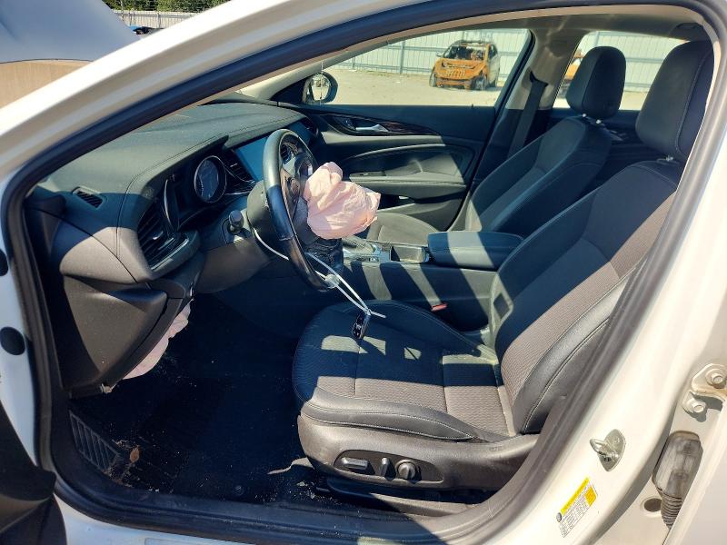 Photo 7 from auction – 2018 BUICK REGAL with VIN W04GM6SX1J1109220