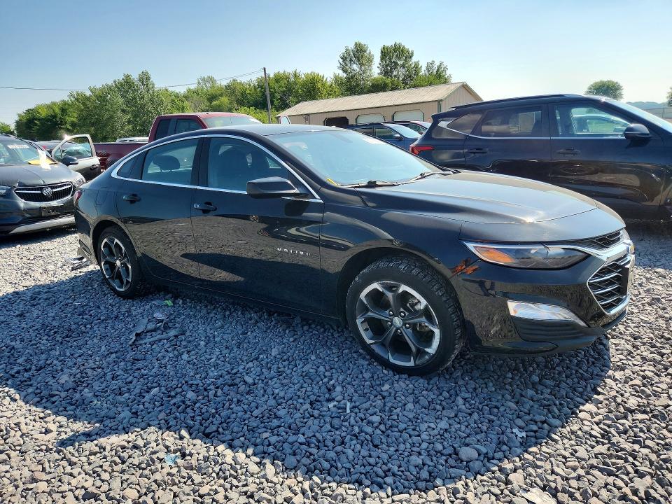 Photo 4 from auction – 2022 CHEVROLET MALIBU with VIN 1G1ZD5ST7NF134761