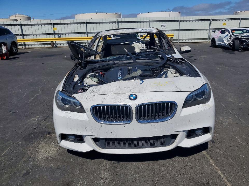 Photo 5 from auction – 2016 BMW 535 with VIN WBA5B1C59GG133514