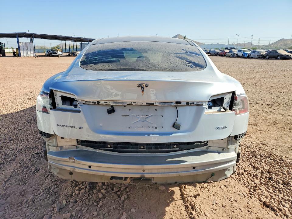 Photo 6 from auction – 2018 TESLA MODEL S with VIN 5YJSA1E26JF257690