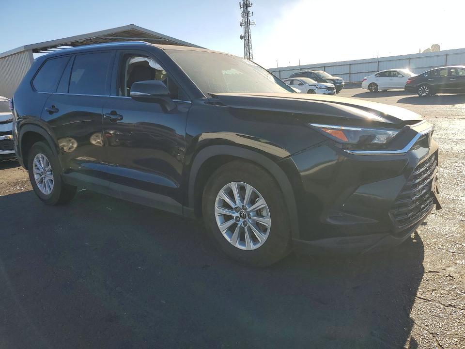 Photo 4 from auction – 2025 TOYOTA GRAND HIGHLANDER with VIN 5TDAAAB55SS084820