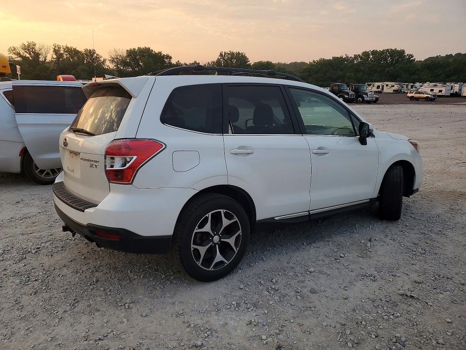 Photo 3 from auction – 2015 SUBARU FORESTER with VIN JF2SJGWC8FH485547