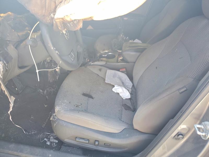 Photo 7 from auction – 2012 HYUNDAI SONATA with VIN 5NPEB4AC0CH453851