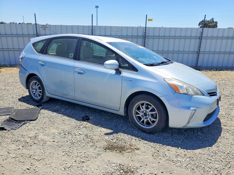 Photo 4 from auction – 2012 TOYOTA PRIUS V with VIN JTDZN3EU9C3081315