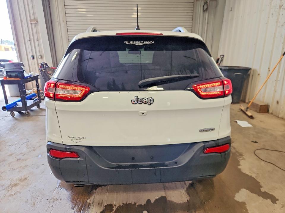 Photo 6 from auction – 2016 JEEP CHEROKEE with VIN 1C4PJLCB4GW165583