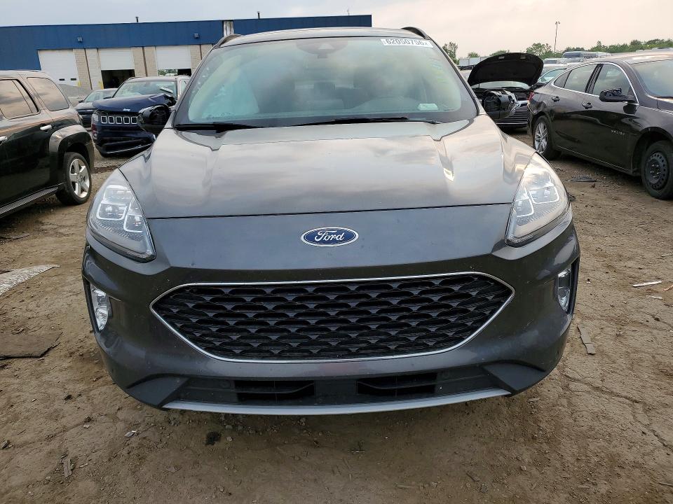 Photo 5 from auction – 2020 FORD ESCAPE with VIN 1FMCU9DZ2LUB64552