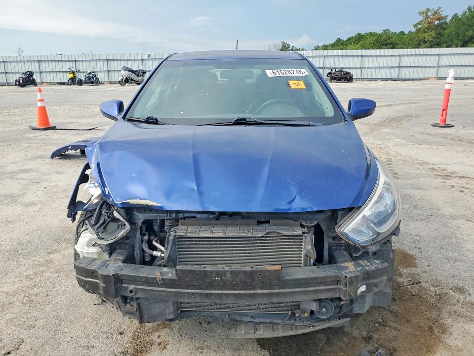 Photo 5 from auction – 2017 HYUNDAI ACCENT with VIN KMHCT5AE2HU313031