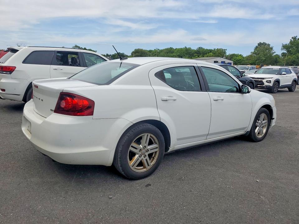 Photo 3 from auction – 2013 DODGE AVENGER with VIN 1C3CDZCB9DN626095