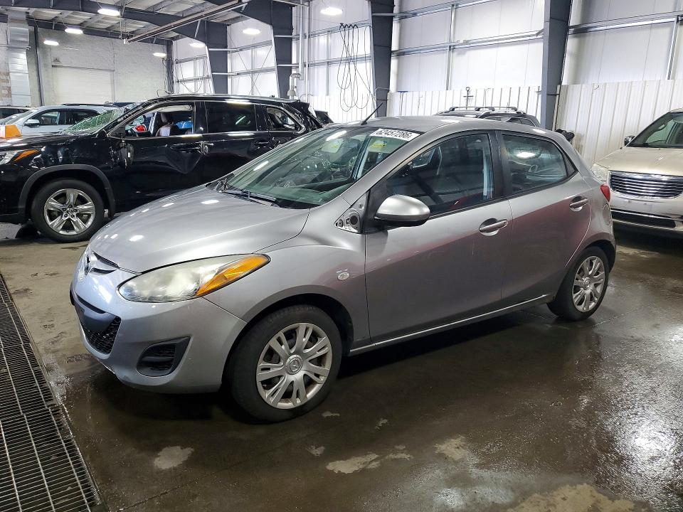 2014 MAZDA MAZDA2