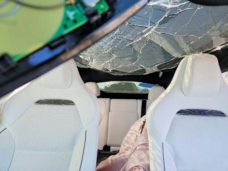 Zdjęcie 10 z aukcji – 2026 TESLA MODEL Y z VIN 7SAYGDET1TA733866