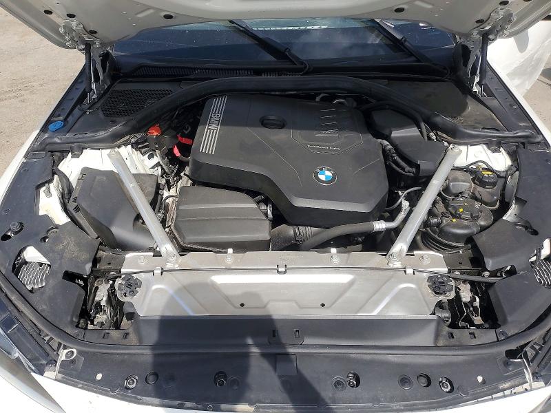 Photo 11 from auction – 2022 BMW 430XI with VIN WBA43AT02NCH68840