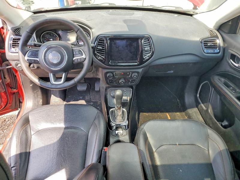 Photo 8 from auction – 2019 JEEP COMPASS with VIN 3C4NJDCBXKT666666