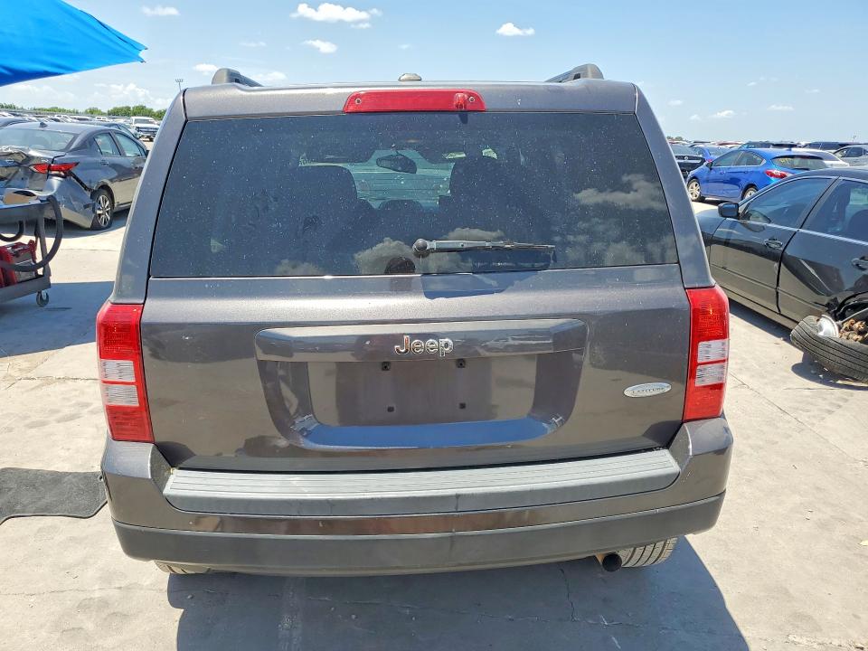 Photo 6 from auction – 2016 JEEP PATRIOT with VIN 1C4NJPFA1GD636926